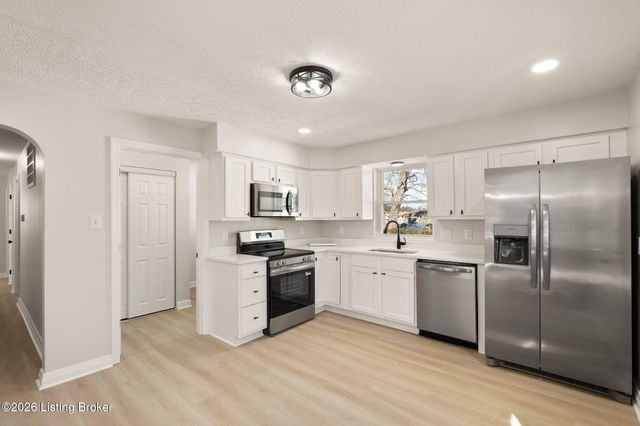 2617 Neblett Ave, Louisville, KY 40216