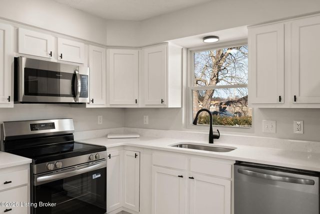 2617 Neblett Ave, Louisville, KY 40216