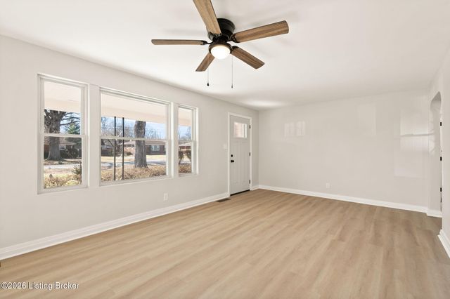 2617 Neblett Ave, Louisville, KY 40216