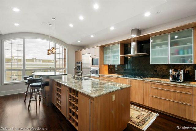 801 W Ann Arbor Trail 306, Plymouth, MI 48170