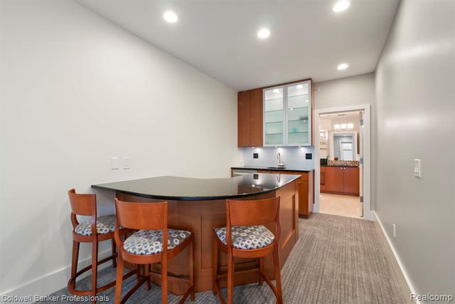 801 W Ann Arbor Trail 306, Plymouth, MI 48170