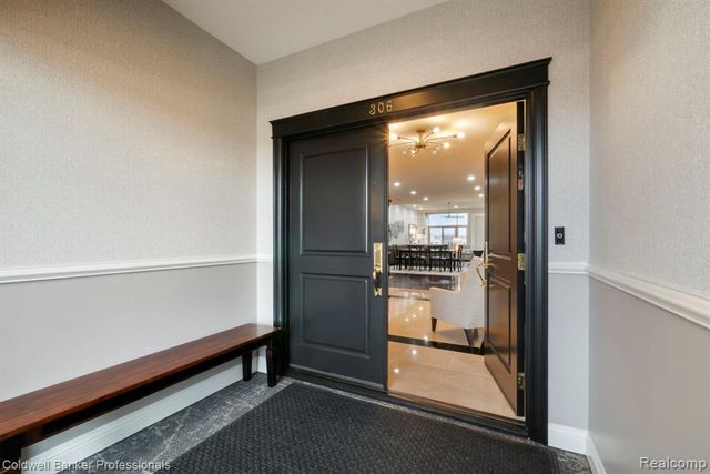 801 W Ann Arbor Trail 306, Plymouth, MI 48170