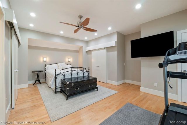 801 W Ann Arbor Trail 306, Plymouth, MI 48170