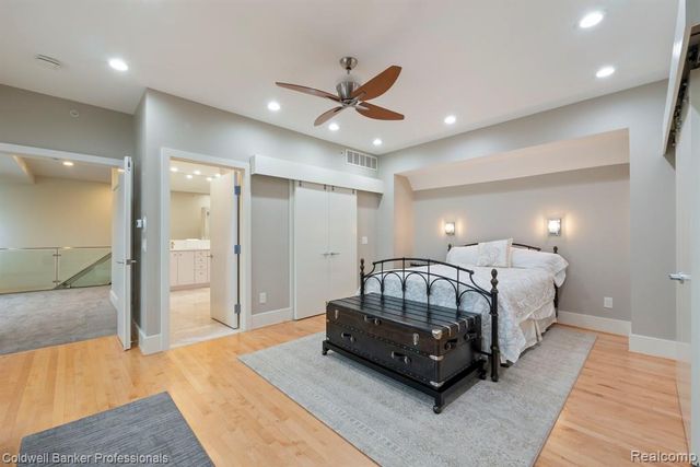 801 W Ann Arbor Trail 306, Plymouth, MI 48170