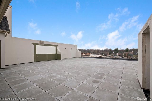 801 W Ann Arbor Trail 306, Plymouth, MI 48170