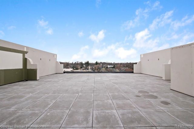 801 W Ann Arbor Trail 306, Plymouth, MI 48170