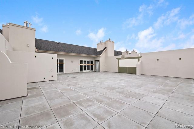 801 W Ann Arbor Trail 306, Plymouth, MI 48170