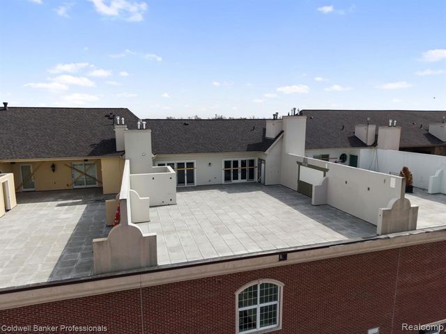 801 W Ann Arbor Trail 306, Plymouth, MI 48170