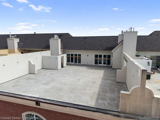 801 W Ann Arbor Trail 306, Plymouth, MI 48170