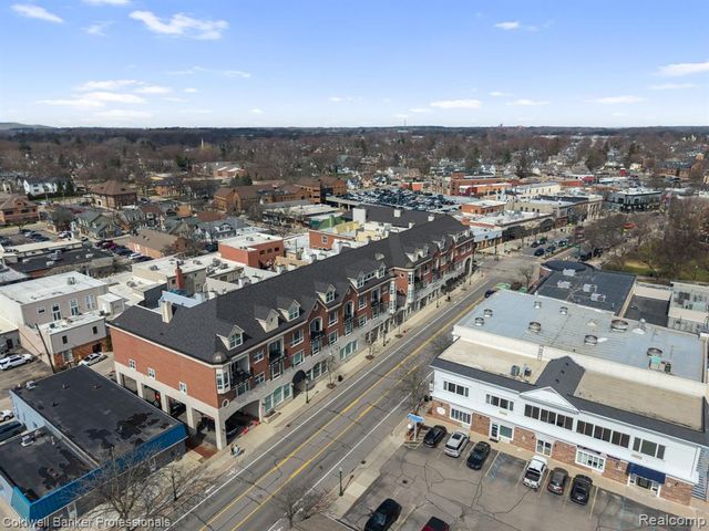 801 W Ann Arbor Trail 306, Plymouth, MI 48170