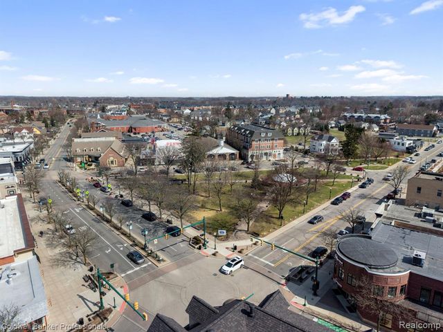 801 W Ann Arbor Trail 306, Plymouth, MI 48170