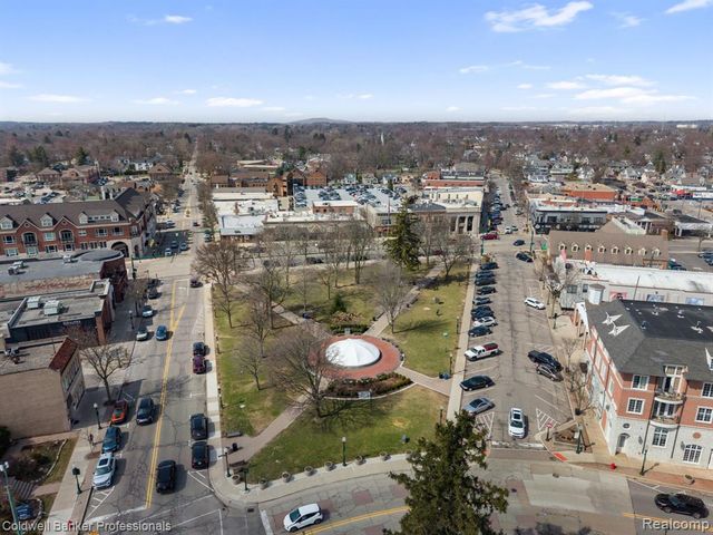 801 W Ann Arbor Trail 306, Plymouth, MI 48170