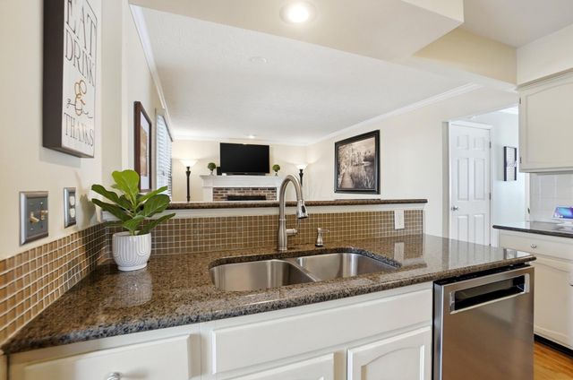 1278 Amol Lane, Columbus, OH 43235