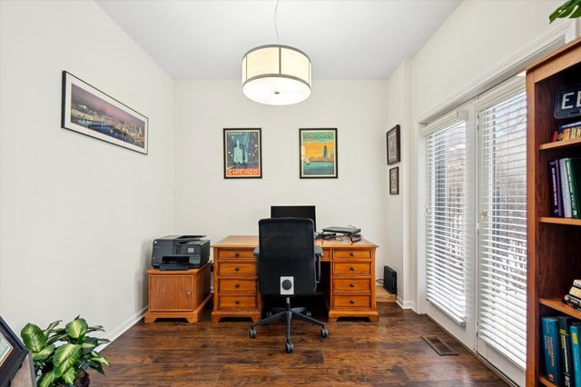 1219 N Sedgwick Street, Chicago, IL 60610