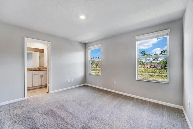 5748 SE Edgewater Circle, Stuart, FL 34997