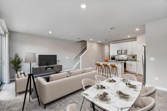 5748 SE Edgewater Circle, Stuart, FL 34997