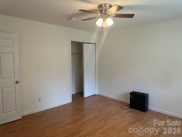 6 Kendrick Court, Flat Rock, NC 28731