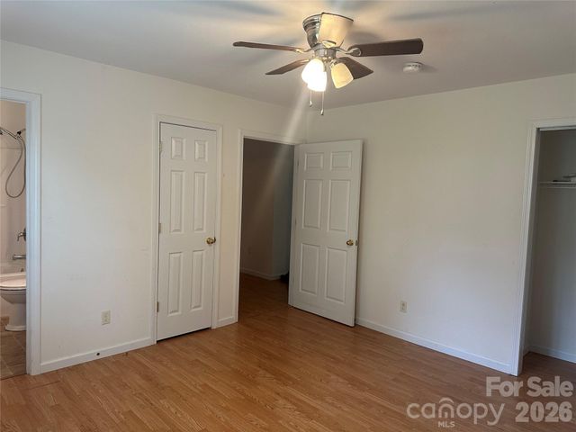 6 Kendrick Court, Flat Rock, NC 28731