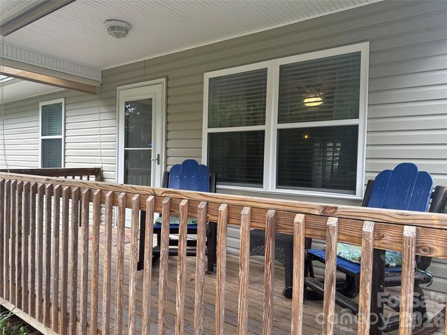 6 Kendrick Court, Flat Rock, NC 28731