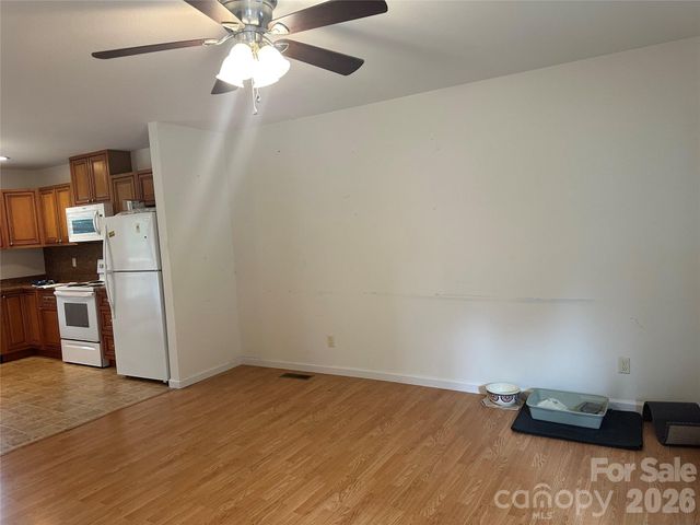 6 Kendrick Court, Flat Rock, NC 28731