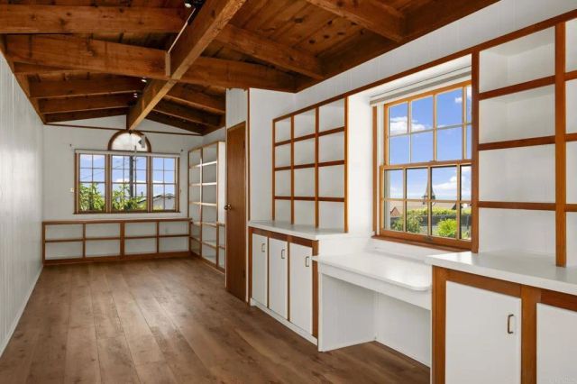 386 13th Street, Del Mar, CA 92014