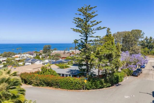 386 13th Street, Del Mar, CA 92014