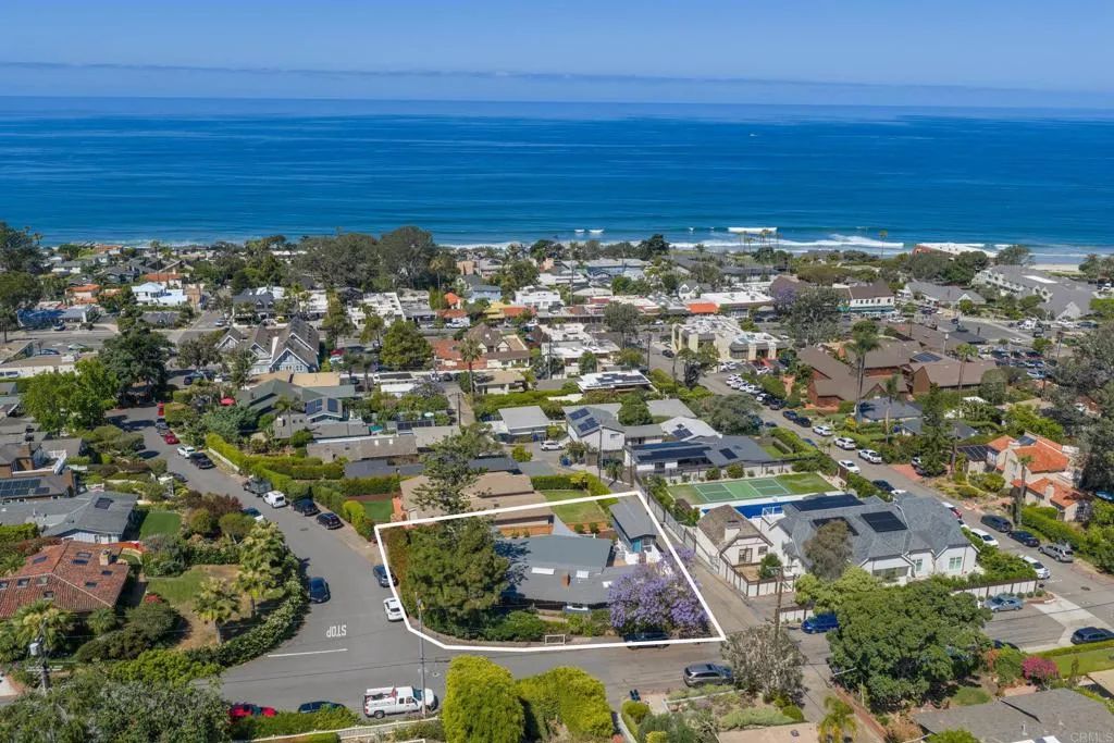386 13th Street, Del Mar, CA 92014