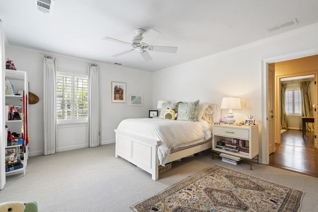 9 Nacoochee Place NW, Atlanta, GA 30305