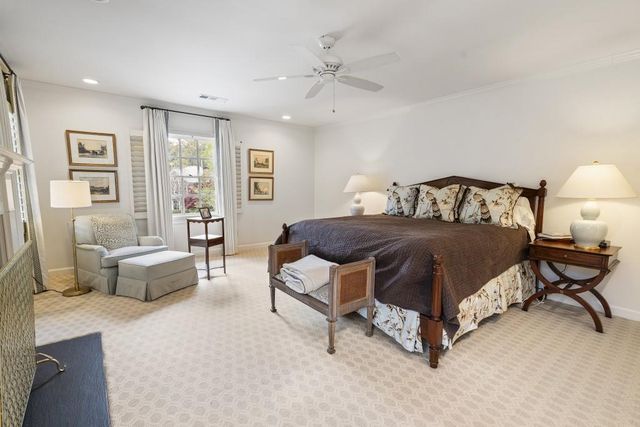 9 Nacoochee Place NW, Atlanta, GA 30305