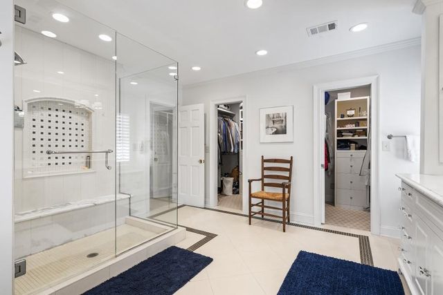 9 Nacoochee Place NW, Atlanta, GA 30305