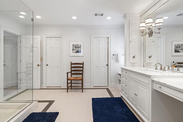 9 Nacoochee Place NW, Atlanta, GA 30305