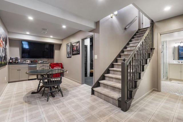 9 Nacoochee Place NW, Atlanta, GA 30305