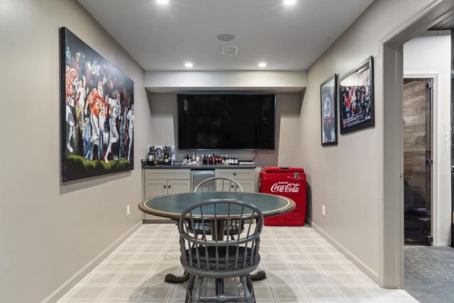 9 Nacoochee Place NW, Atlanta, GA 30305