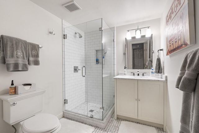 9 Nacoochee Place NW, Atlanta, GA 30305