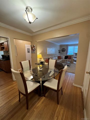 145 Smith D21, Freeport, NY 11520