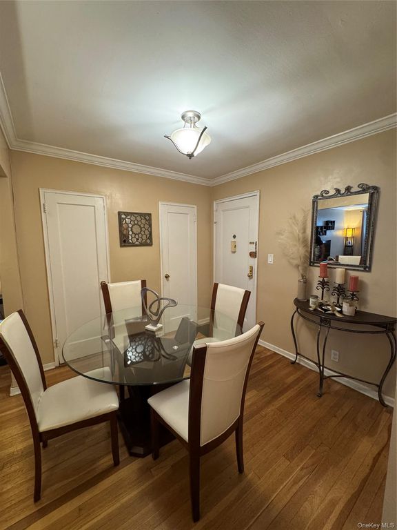 145 Smith D21, Freeport, NY 11520 — photo 3