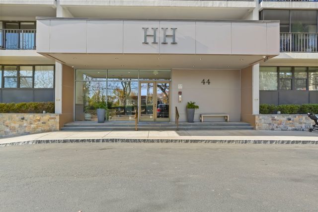 44 Strawberry Hill Avenue APT 1H, Stamford, CT 06902