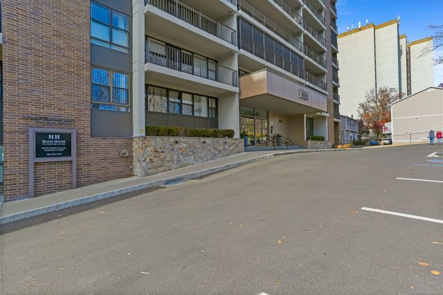 44 Strawberry Hill Avenue APT 1H, Stamford, CT 06902