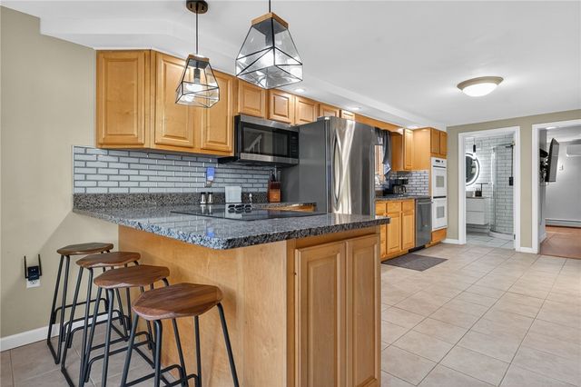 542 Main Street, Hopkinton, RI 02833