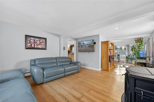 542 Main Street, Hopkinton, RI 02833