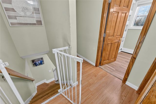 542 Main Street, Hopkinton, RI 02833