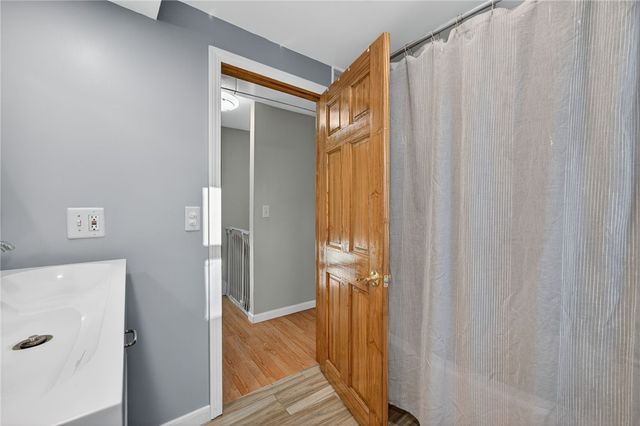 542 Main Street, Hopkinton, RI 02833