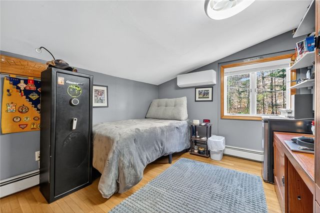 542 Main Street, Hopkinton, RI 02833