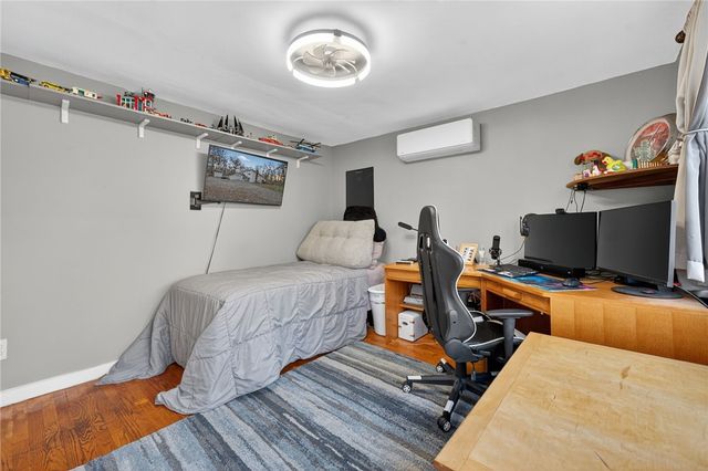 542 Main Street, Hopkinton, RI 02833