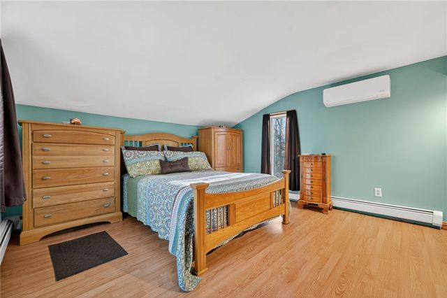 542 Main Street, Hopkinton, RI 02833