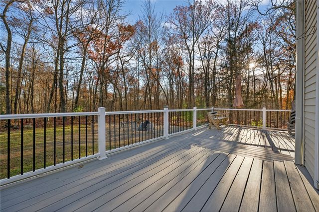 542 Main Street, Hopkinton, RI 02833