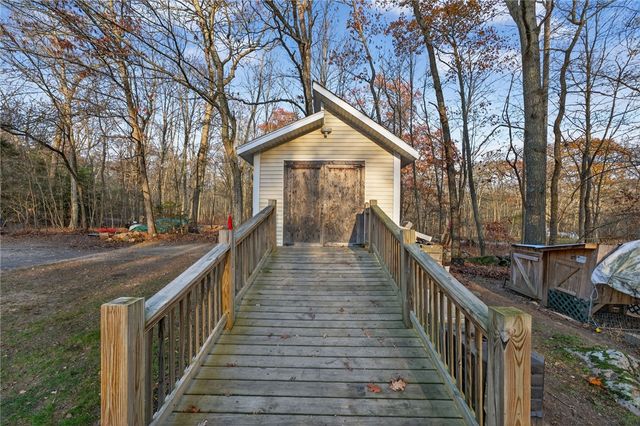 542 Main Street, Hopkinton, RI 02833