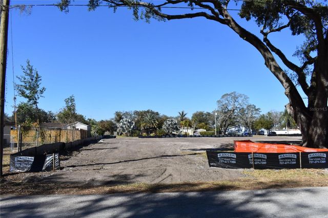 12910 FOREST HILLS DRIVE A, Tampa, FL 33612