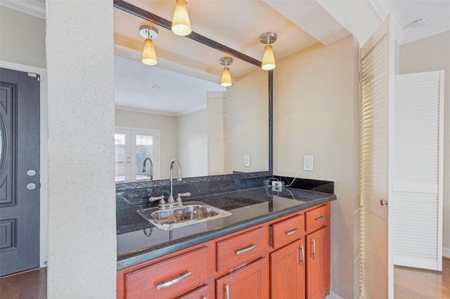 9400 Doliver Drive 59, Houston, TX 77063