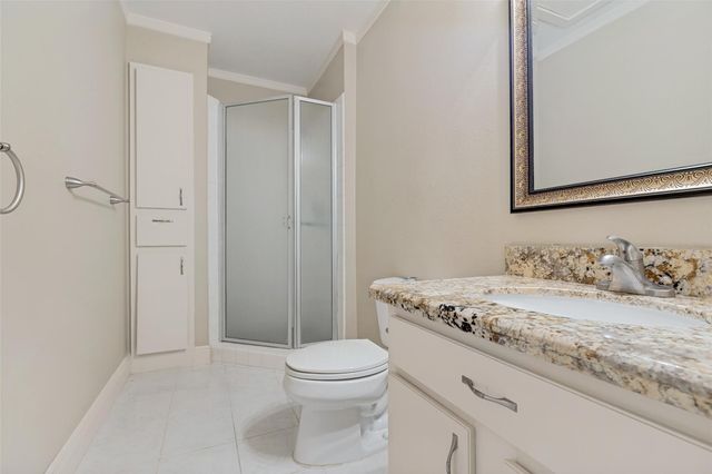 9400 Doliver Drive 59, Houston, TX 77063